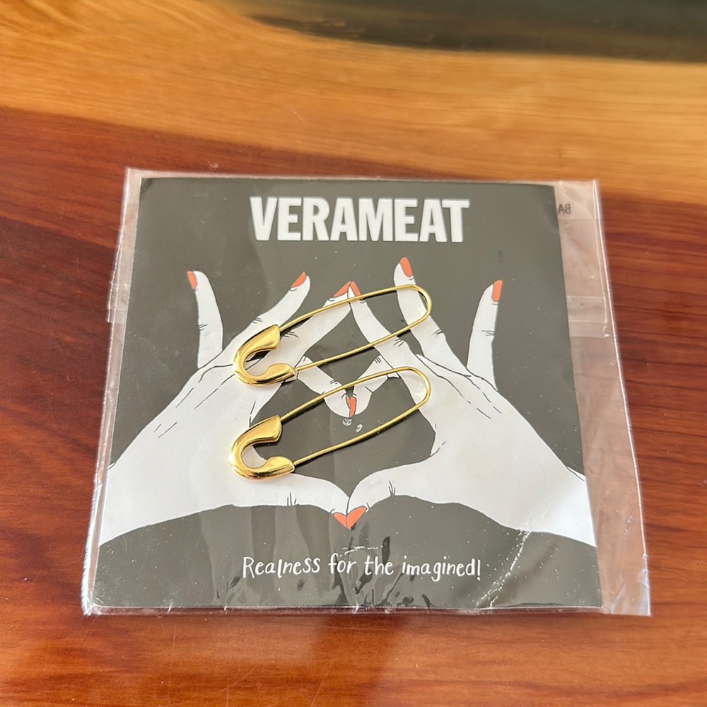Verameat earrings